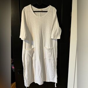 Chalet White Casual Cotton Dress with Pockets